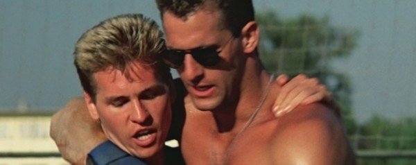 top-gun-volleyball-embrace