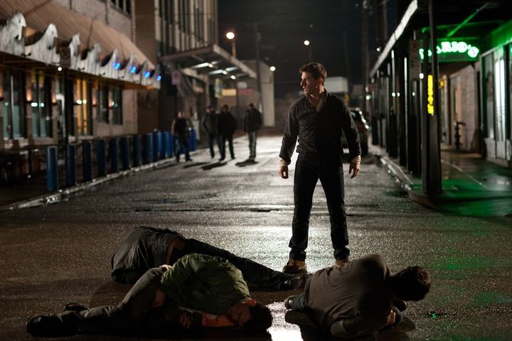 jack reacher beating fight scene movie film cinema still screencap
