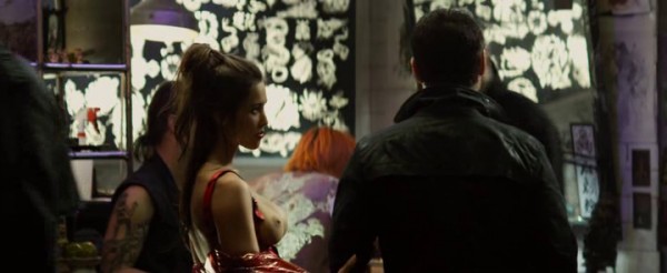 total_recall_2012_side_view_part_2