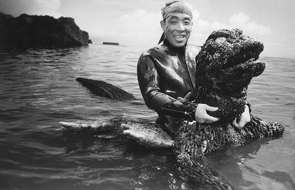 godzilla original actor suit head