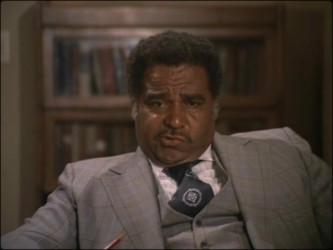 Captain Dobey starsky and hutch 1975-31837952-800-600